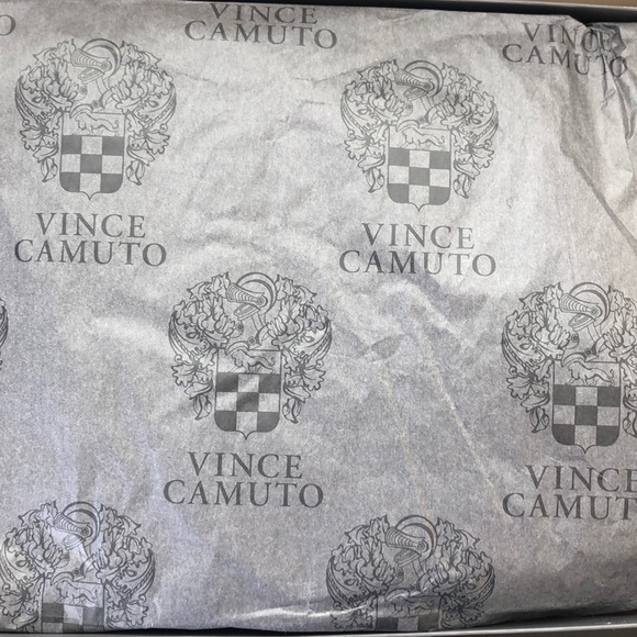 Vince Camuto lady’s high heels - Picture 7 of 8